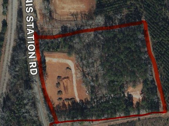 2nd image of 641 Dennis Station Rd