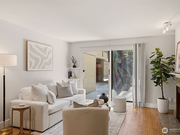 3rd image of 7323 NE Sand Point Way #111