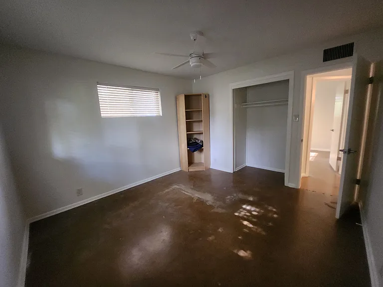 1519 E Cedar St — Photo 12