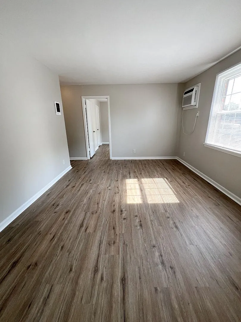 705 Power Street — Photo 4