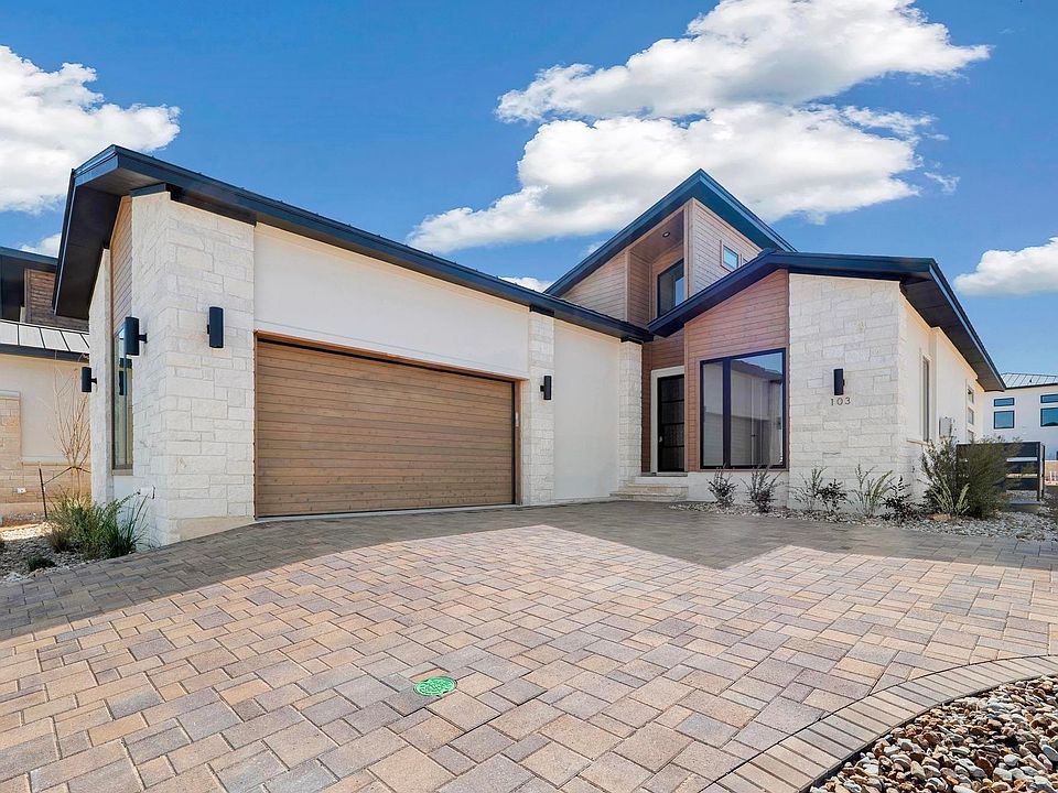 1st image of 103 Via Roma Court