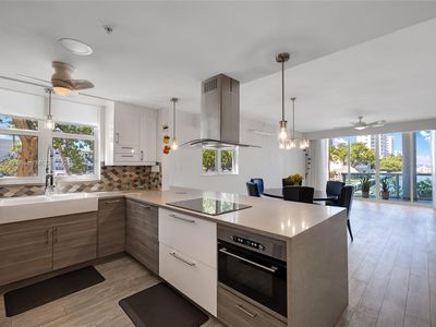 7914 Harbor Island Dr APT 101, North Bay Village, FL, 33141