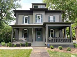 1033 W State St, Jacksonville, IL 62650