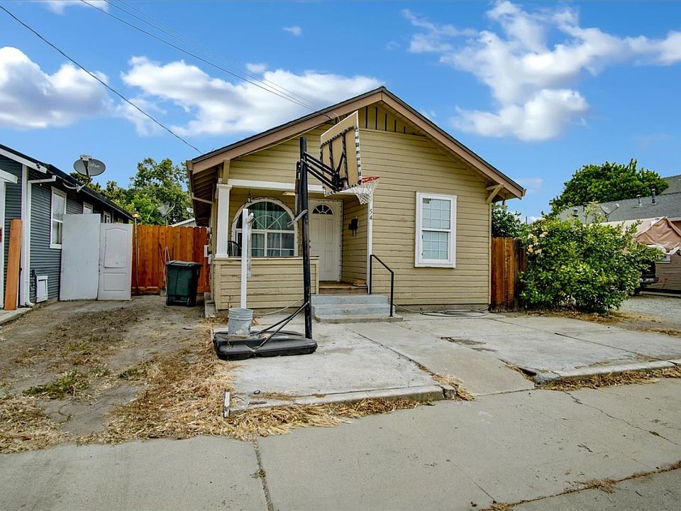 54 Hazel St, Hollister, CA 95023 Zillow