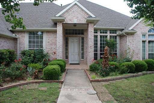 2nd image of 3102 Hillside Dr