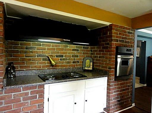 5th image of 2100 Shenandoah Dr