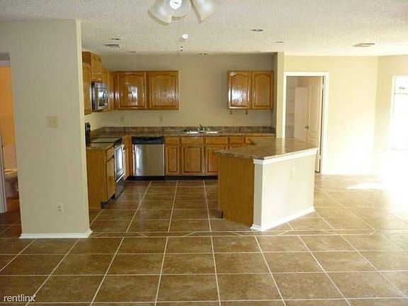 4th image of 2418 Village Pkwy