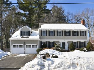 43 Ashley Pl, Reading, MA 01867