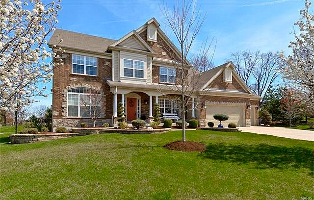 1st image of 520 Roaring Fork Dr
