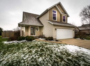 324 8th Ave, Hampton, IL 61256