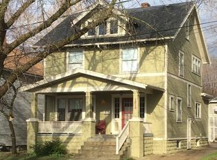 1018 Tamarack Ave NW, Grand Rapids, MI 49504