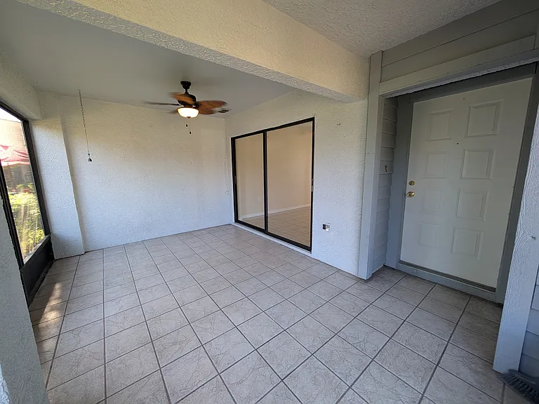 7705 Rockville Ct — Photo 26