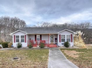 125 Sunview Ln, Elizabethton, TN 37643