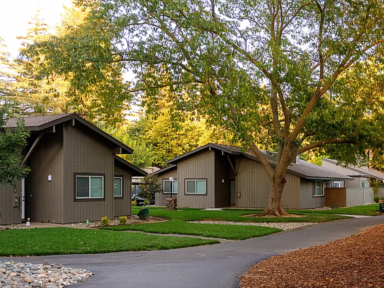 American River Commons — Photo 11