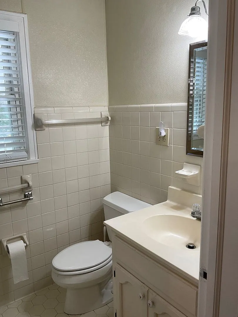 Coming Soon! Beautiful 4 bedroom home in Gastonia — Photo 4