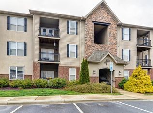 202 Brickton Village Cir UNIT 103, Fletcher, NC 28732