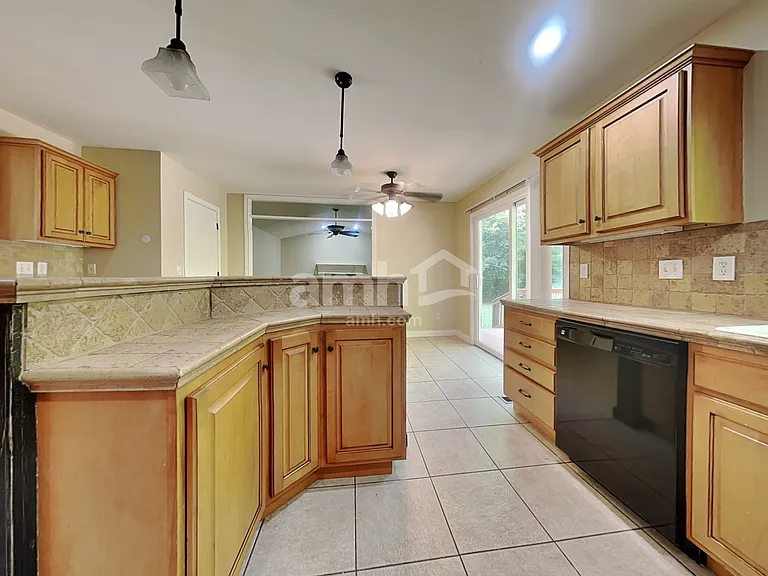 2016 Winter Haven Ct — Photo 4