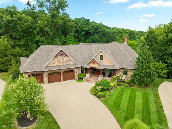 7995 Shady Stone St NW, Massillon, OH 44646
