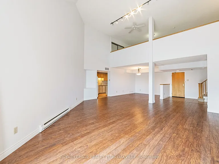 100 Bronte Rd #404 — Photo 13