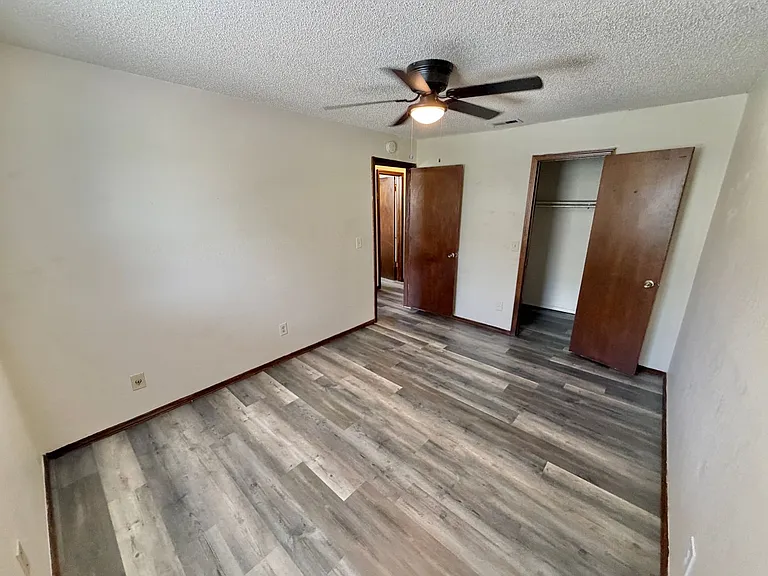 101 Se 42nd St (Fourplex) — Photo 20