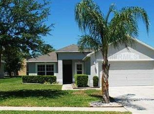 2351 Foxtree Rd, Tavares, FL 32778