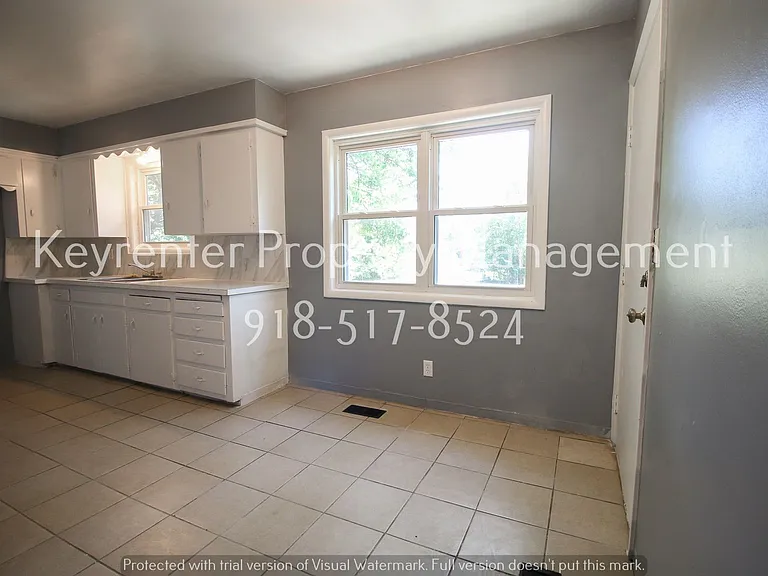 1362 E 52nd St N — Photo 7