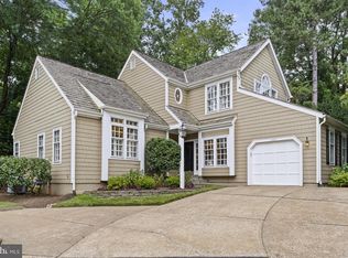 1247 Lamplighter Way, Reston, VA 20194