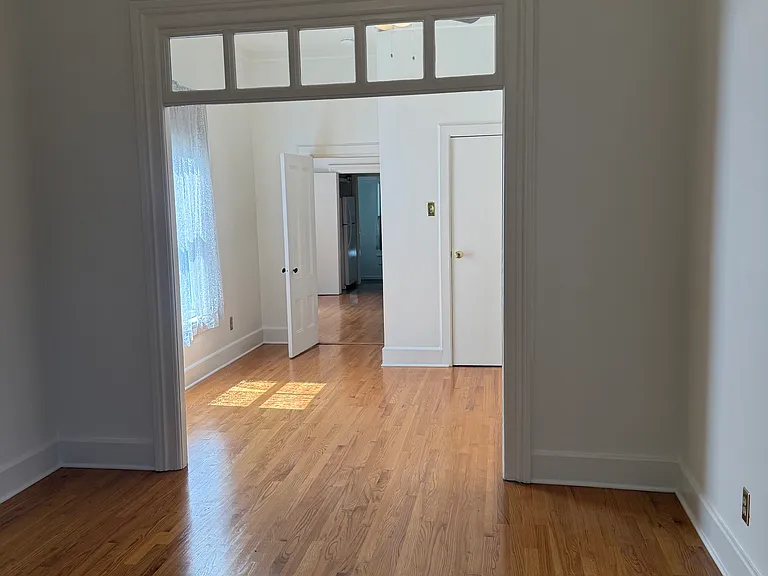 2312 H St #3 — Photo 5