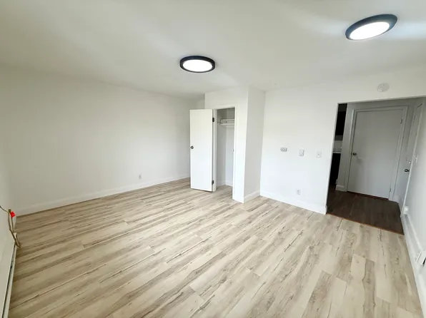 1886 Avenue B, Watervliet, NY