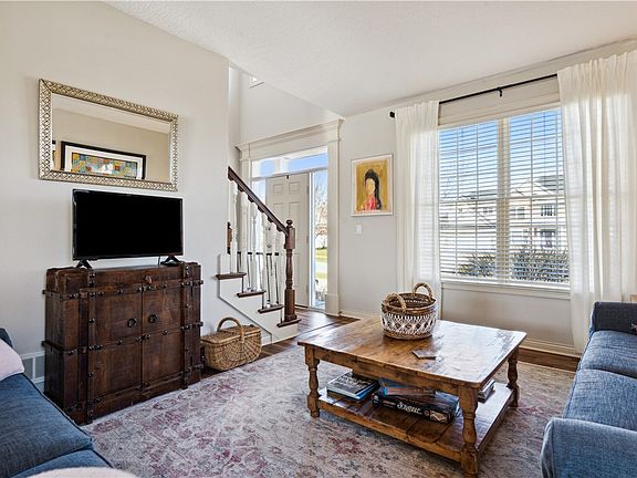 3rd image of 8806 Kingman Dr