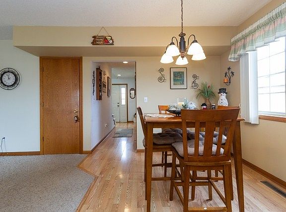 5th image of 1447 Truman Dr
