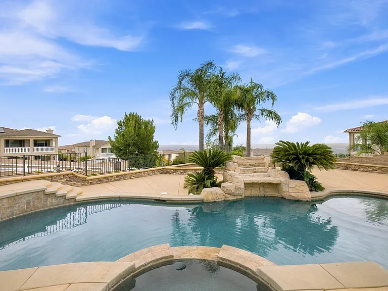 4963 Lone Acres Ct — Photo 8