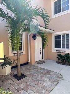 735 Luisa Ln #819-1, Naples, FL, 34104