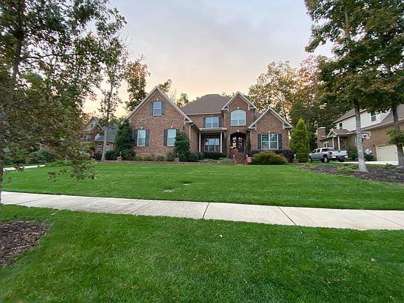2nd image of 24 Veridian Way SE