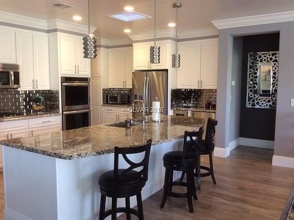 3rd image of 4761 Fiore Bella Blvd
