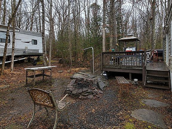 3rd image of 1519 Maple Forest Dr