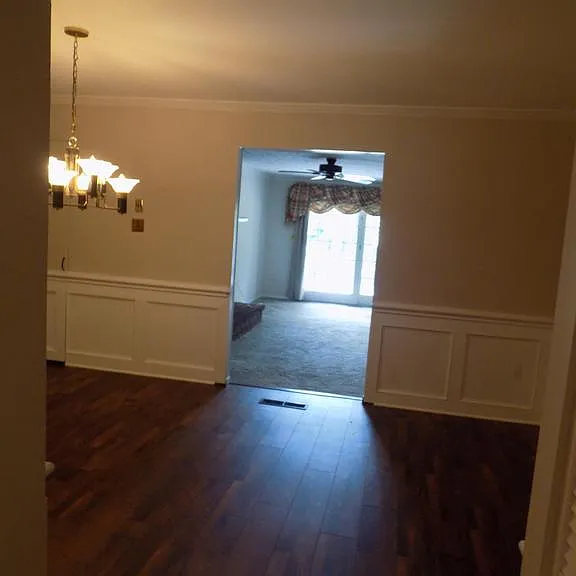 702 Towne Center Dr — Photo 18