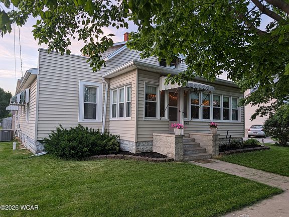 2nd image of 328 W 5th St