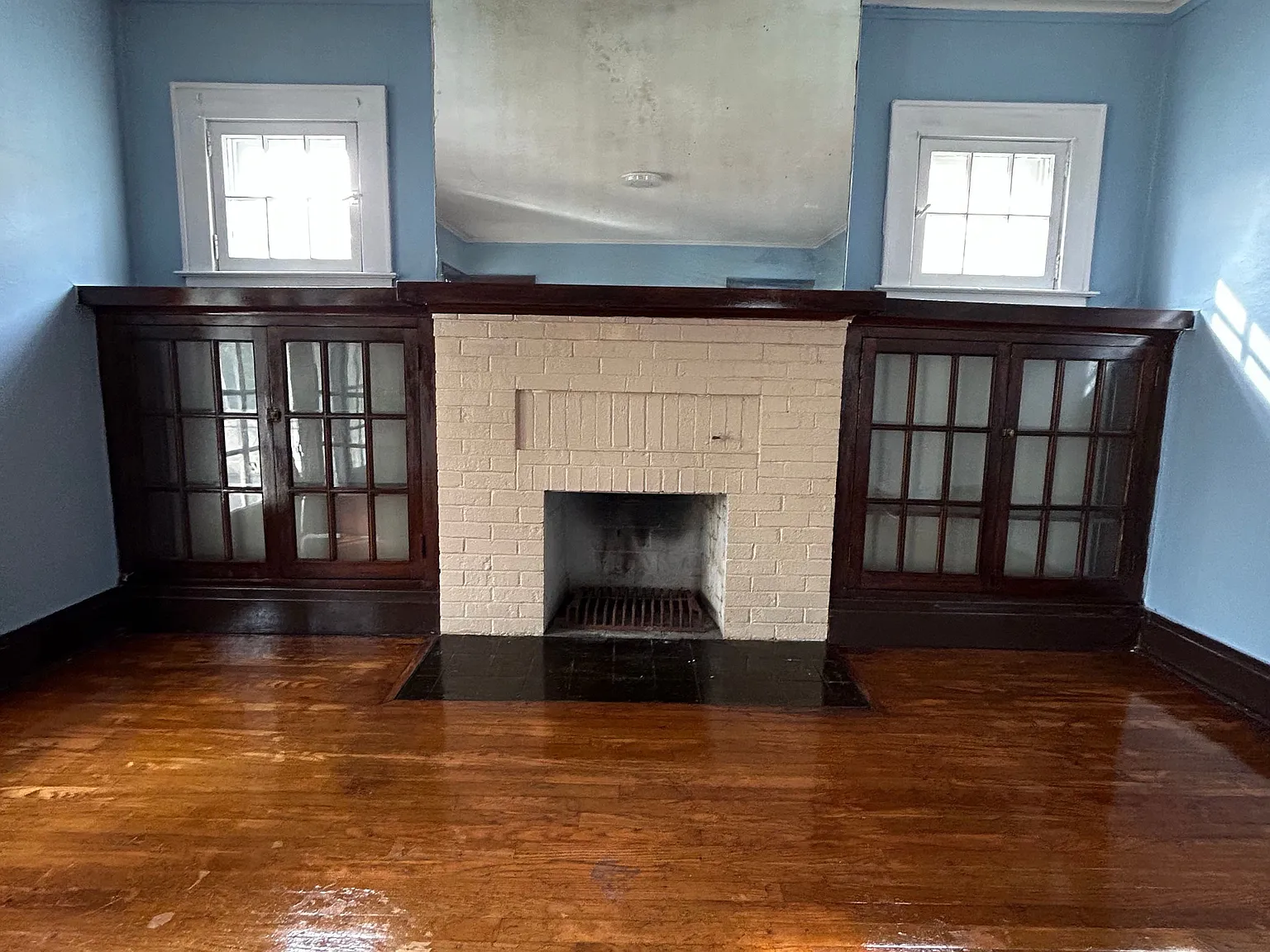 3 bed, $1,350 — Photo 2