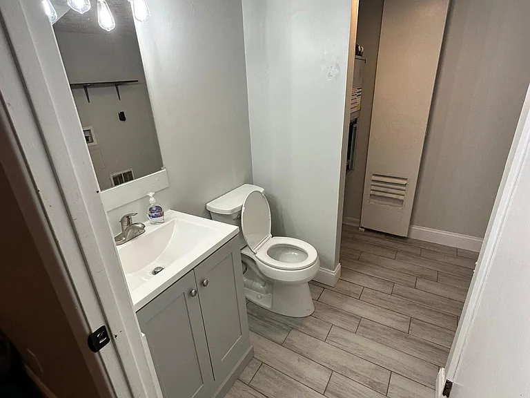 197 Tusculum Dr #B — Photo 8