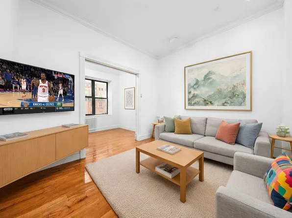 322 West 14th Street image 1 of 5