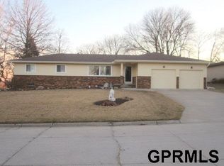 1315 Elkhorn Dr, Arlington, NE 68002