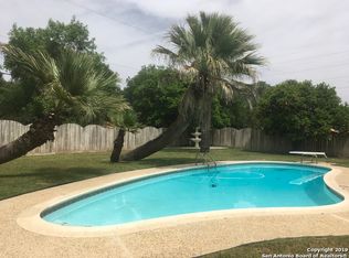 6413 Rue Francois St, Leon Valley, TX 78238