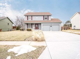13116 Swartz Rd, Bonner Springs, KS 66012