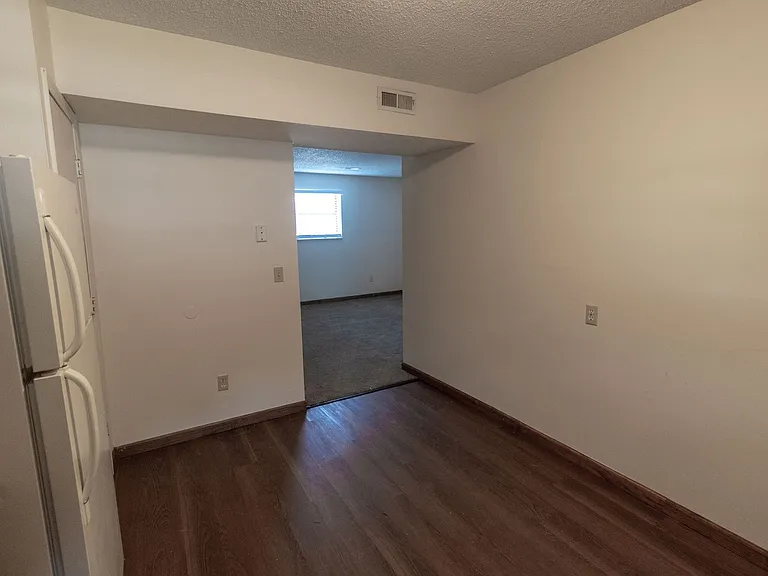 420 N East Park Ln — Photo 23
