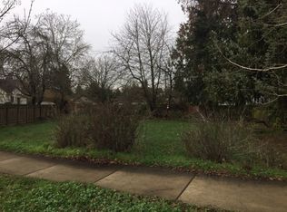 4855 NE Cully Blvd, Portland, OR 97218