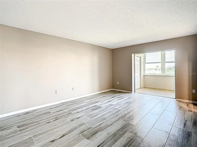 4575 Cove Cir #309 — Photo 22