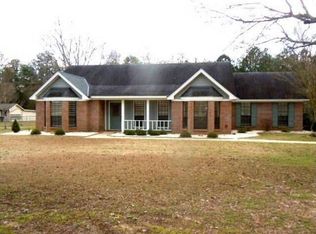 204 Greencrest Ln, Prattville, AL 36067