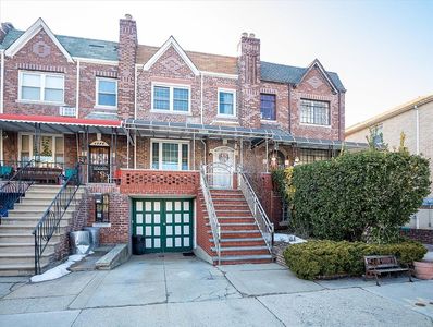1238 E 49th St, Brooklyn, NY, 11234