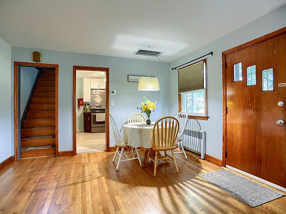 4th image of 151 Smith Ave